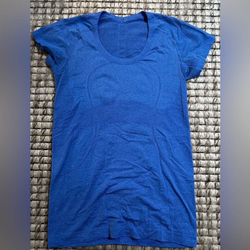 lululemon Swiftly top in blue